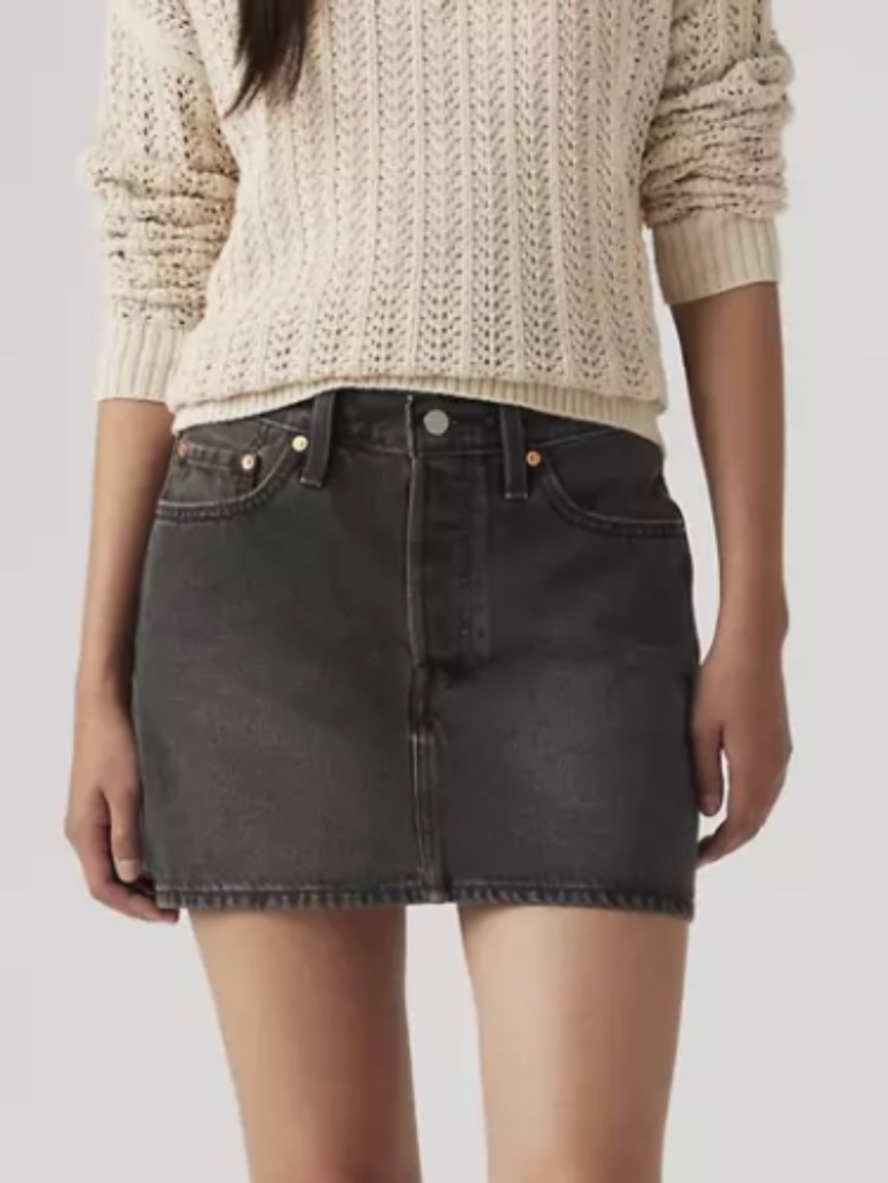 Like-New- Premium Levi's Icon Denim Mini Jean Skirt (26)